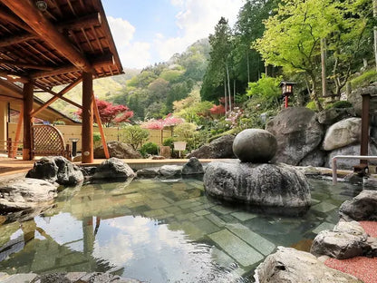 【カードギフト-ペア宿泊-】露天風呂が人気の旅館コレクション＜全国プレミアム＞